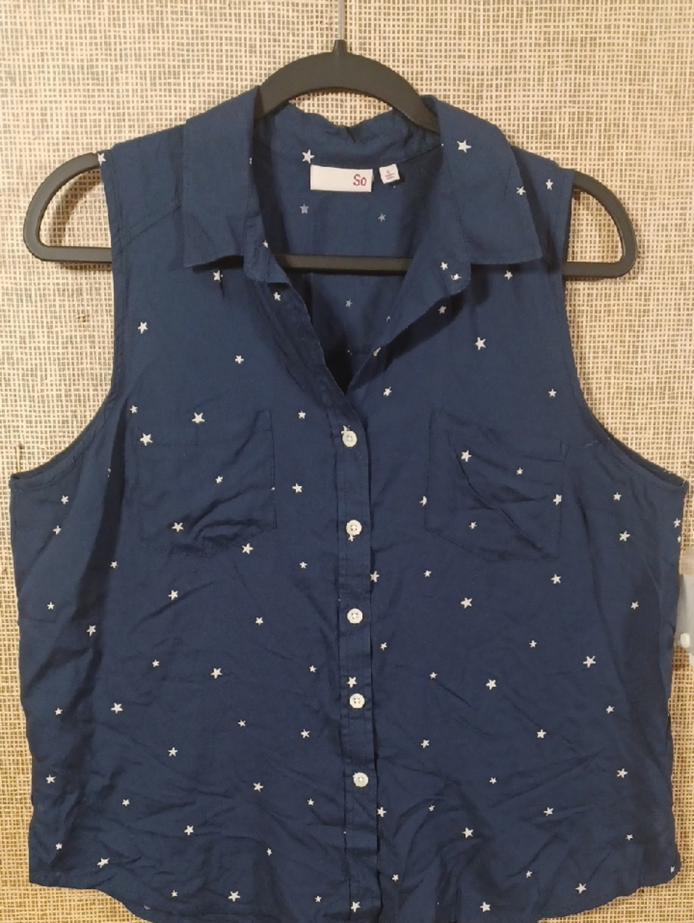 SO Navy Star Print Sleeveless Button-Down Shirt